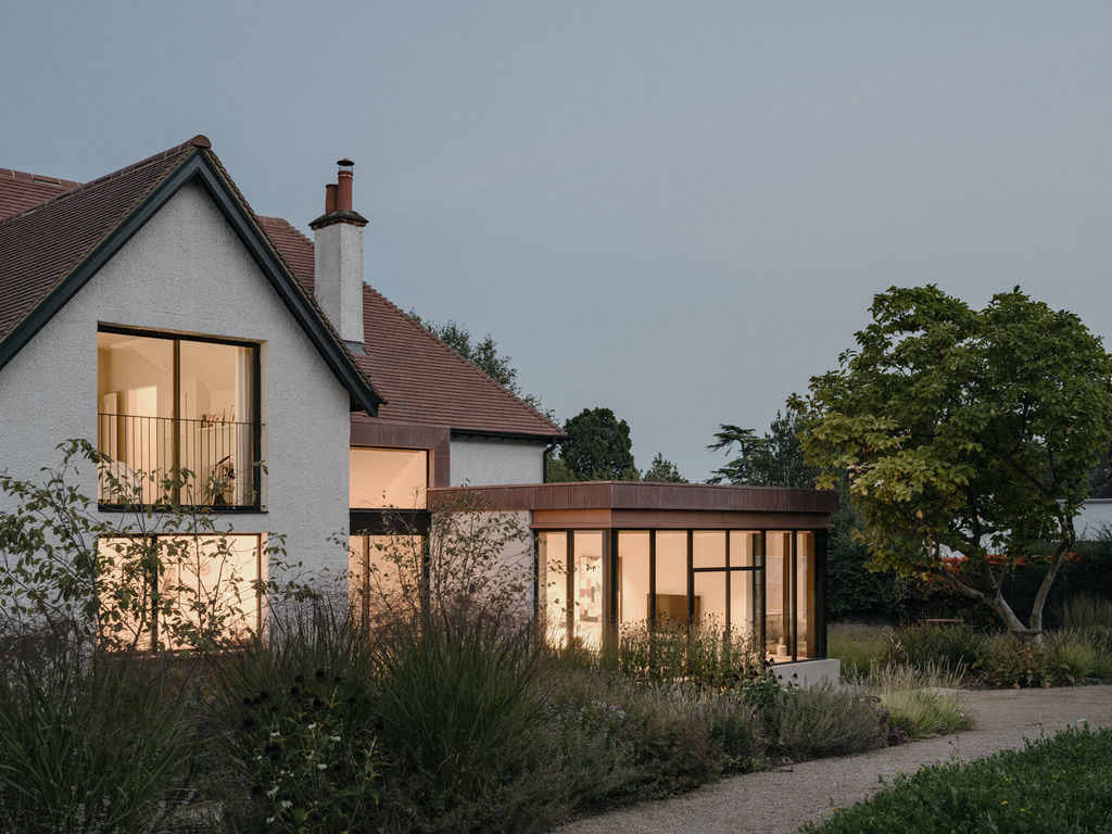 Cookham-Family-Garden-Arts&Craft